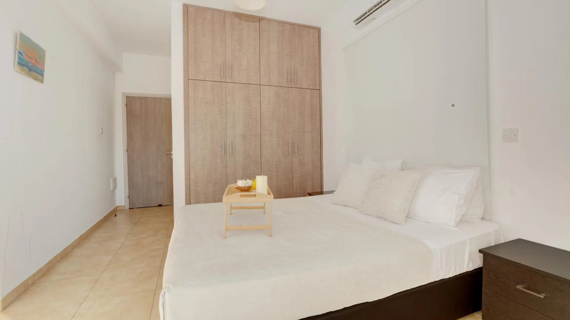 Nissi Villa Gintare أيا نابا
